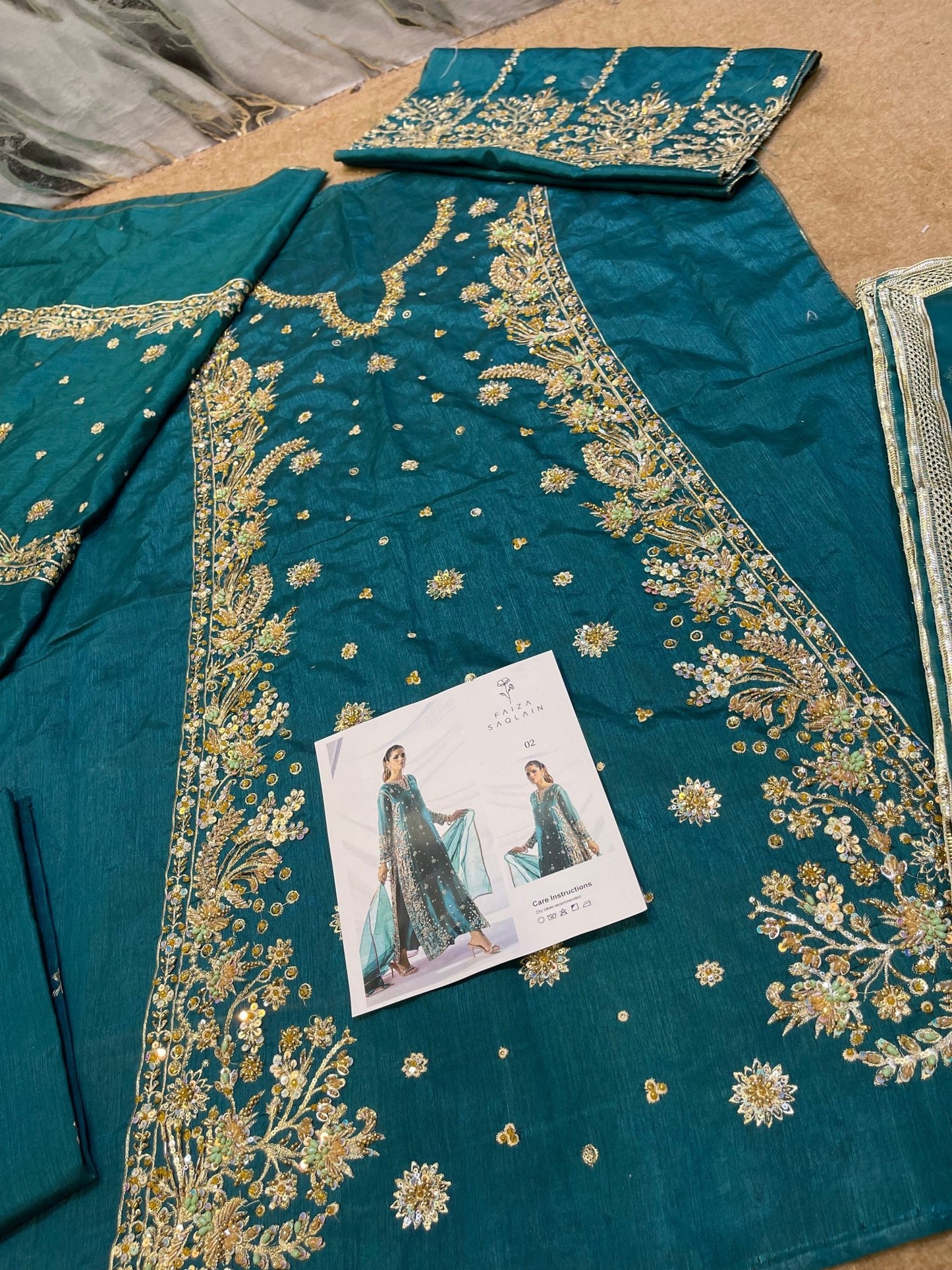 FAIZA SAQLAIN - 02 - UB.ELEGANCE