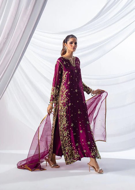 FAIZA SAQLAIN - 02 - UB.ELEGANCE