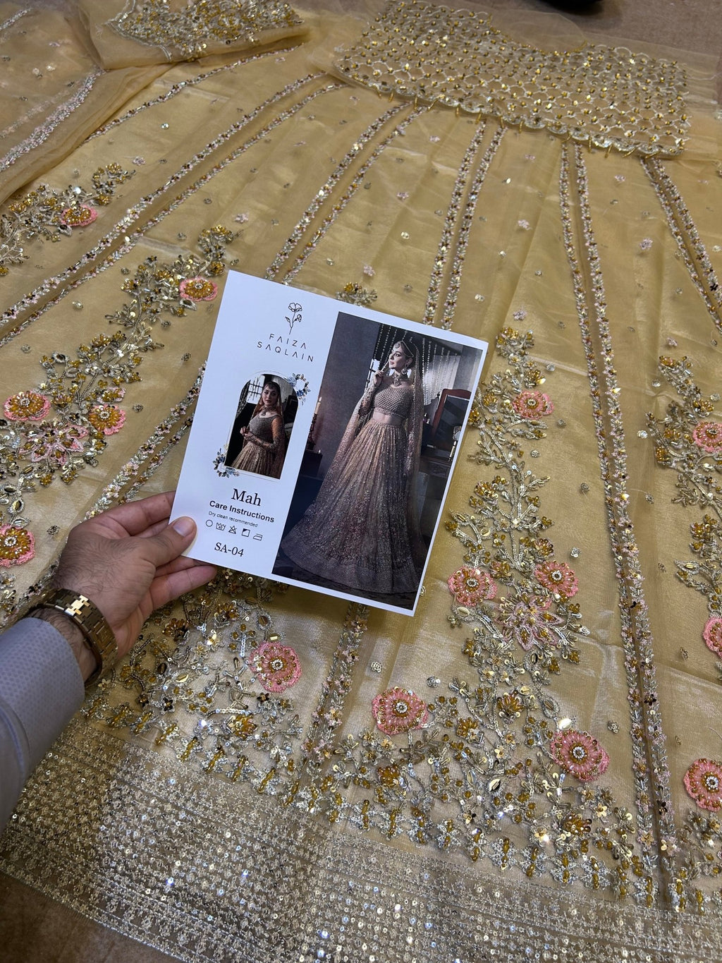 FAIZA SAQLAIN - Mah - UB.ELEGANCE