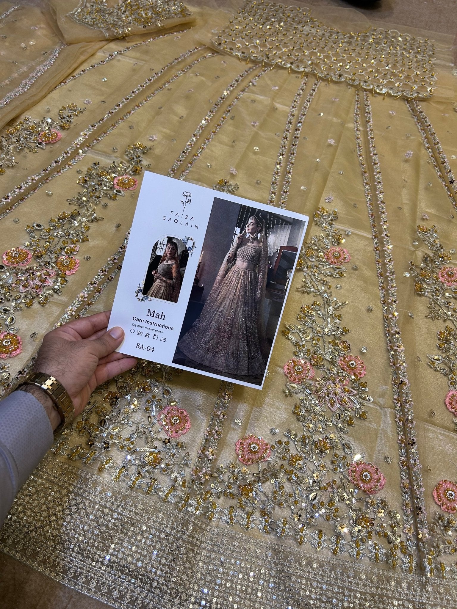 FAIZA SAQLAIN - Mah - UB.ELEGANCE