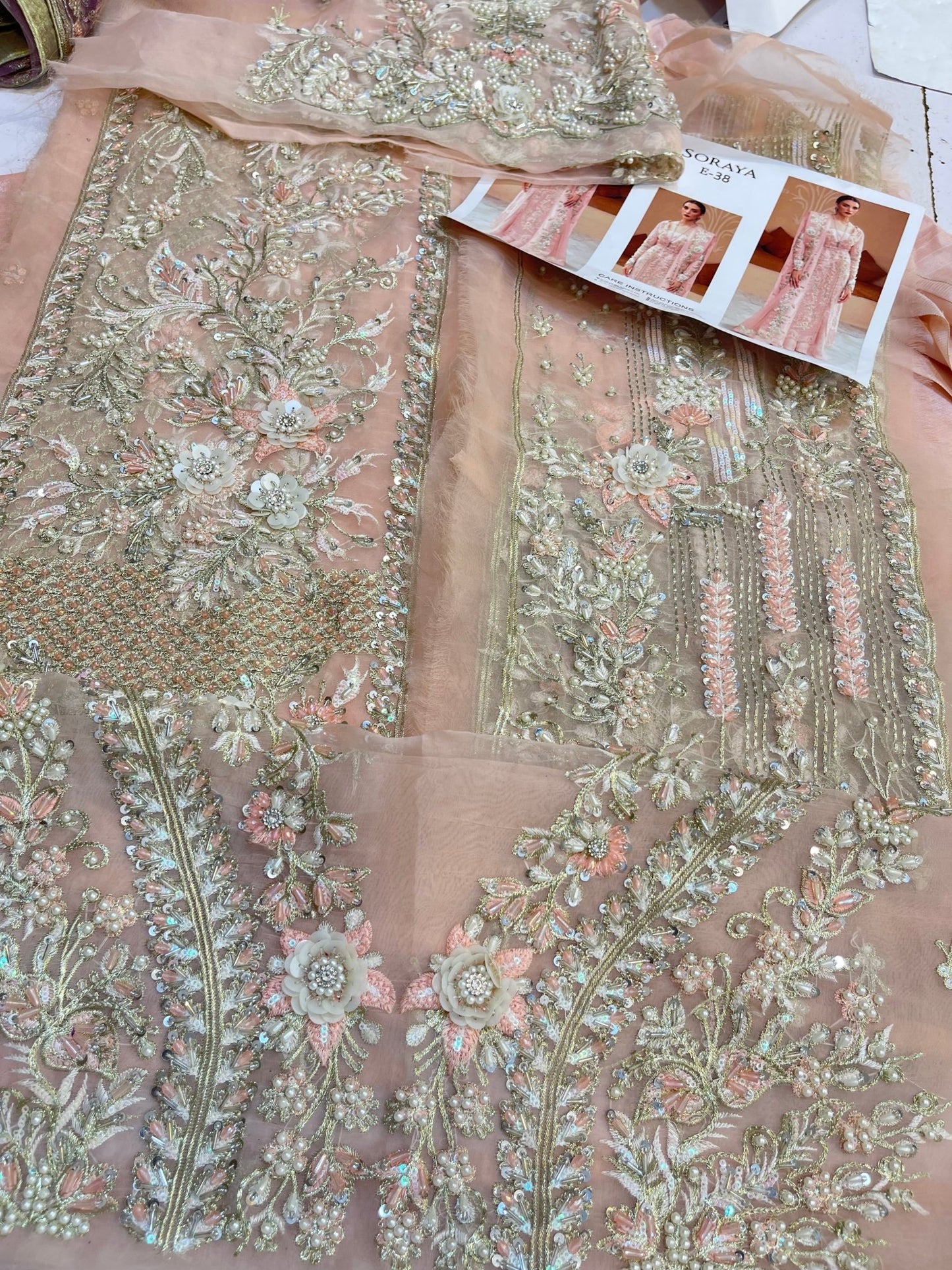 SORAYA - ANYA - UB.ELEGANCE